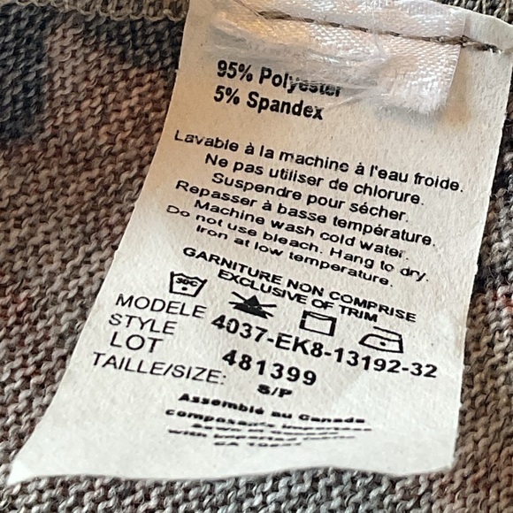 Laura’s Long Fall Floral Super Soft Open duster with side slits . . - Picture 6 of 6